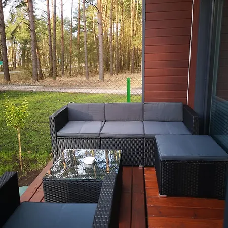 Na Skraju Lasu Bielinek Apartment *